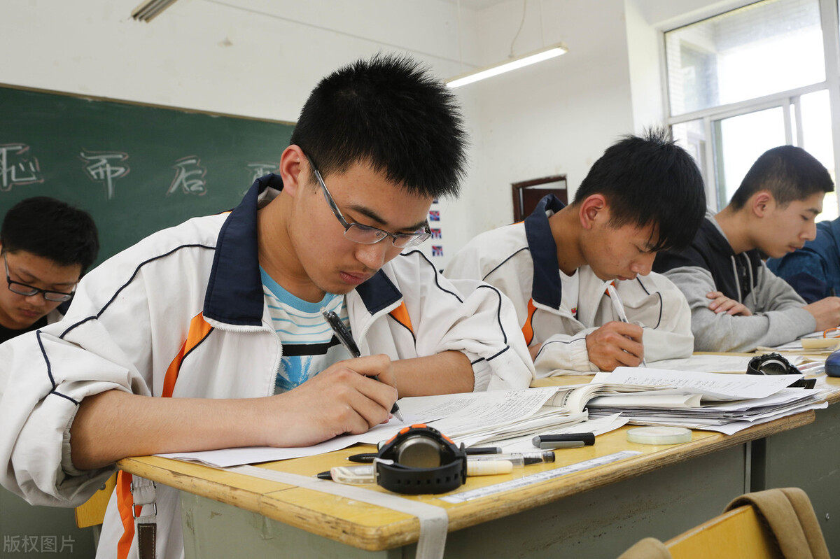 高考英语测试对高中生英语学习反拨作用的实证研究