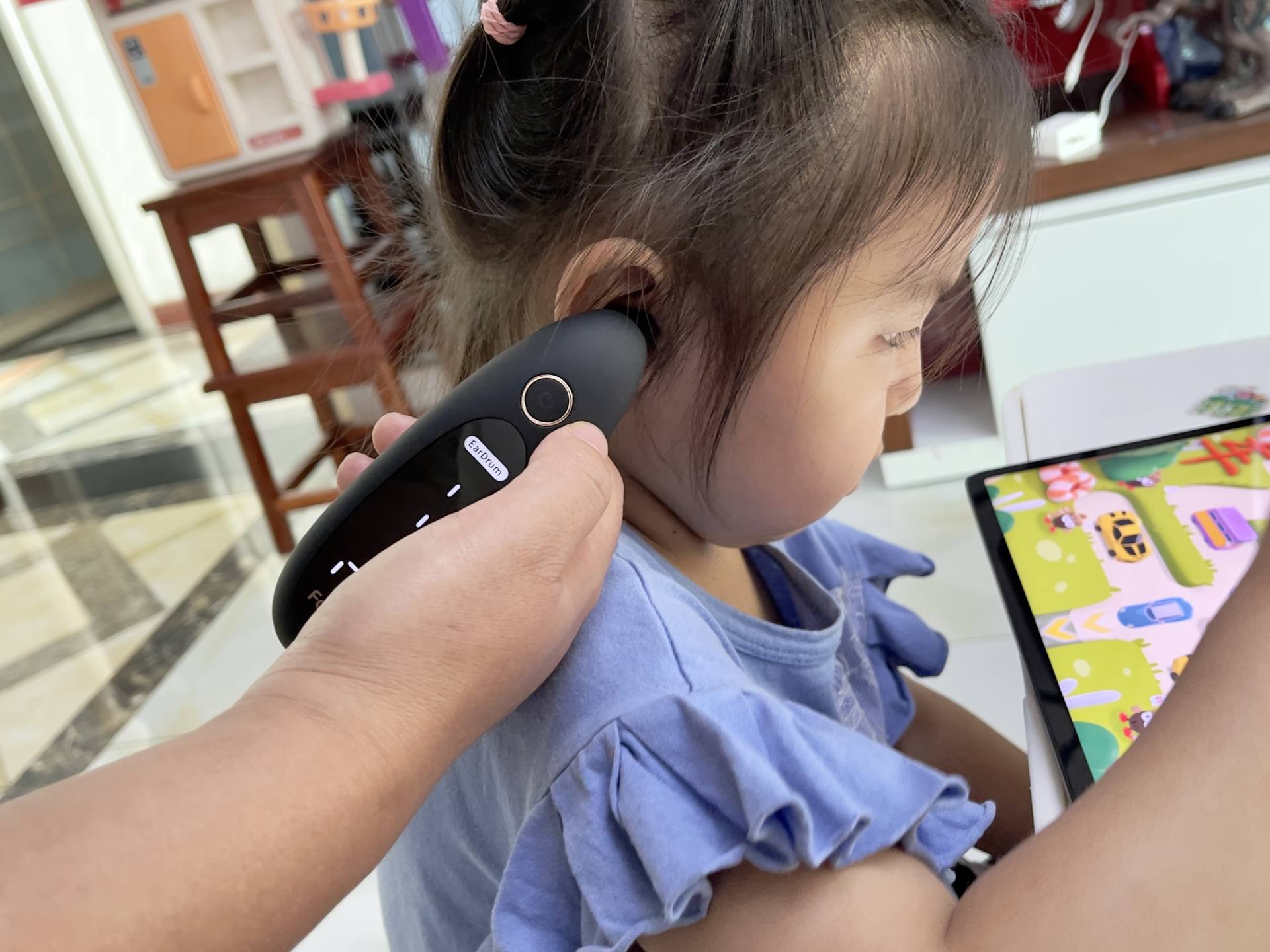 凡米鼓膜耳温枪测评：德国高灵敏传感器+鼓膜识别技术，精准测温