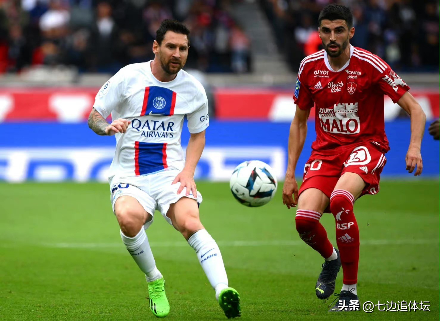 巴黎已准备好签梅西的资金（巴萨坏消息！曝巴黎提前续约梅西：2年合同6000万，2.2亿巨星利好）