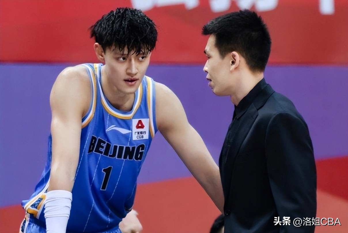 林书豪现在cba哪个球队（CBA三消息：首钢换帅效果显著，林书豪赛场挑衅，王晗用熟不用生）-趣拿体育