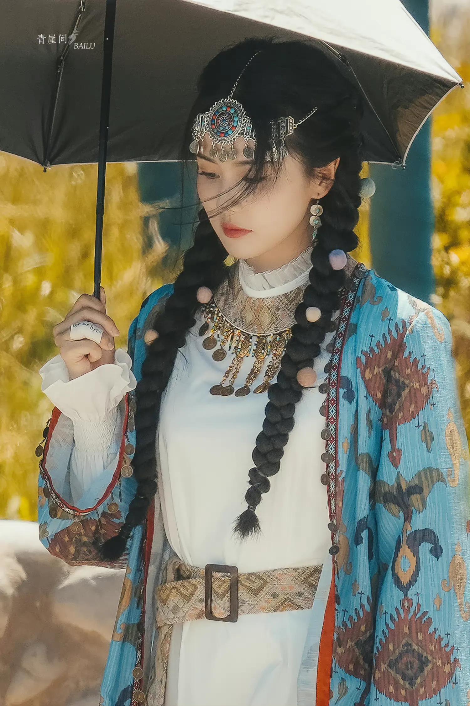 《奔跑吧》直播截图中的白鹿以及跑男新疆收官路透哦