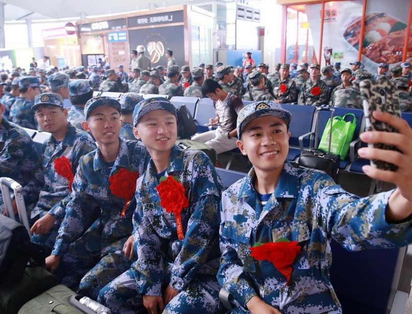 退役与退伍只有一字之差，待遇却截然不同，大学生需要提前了解