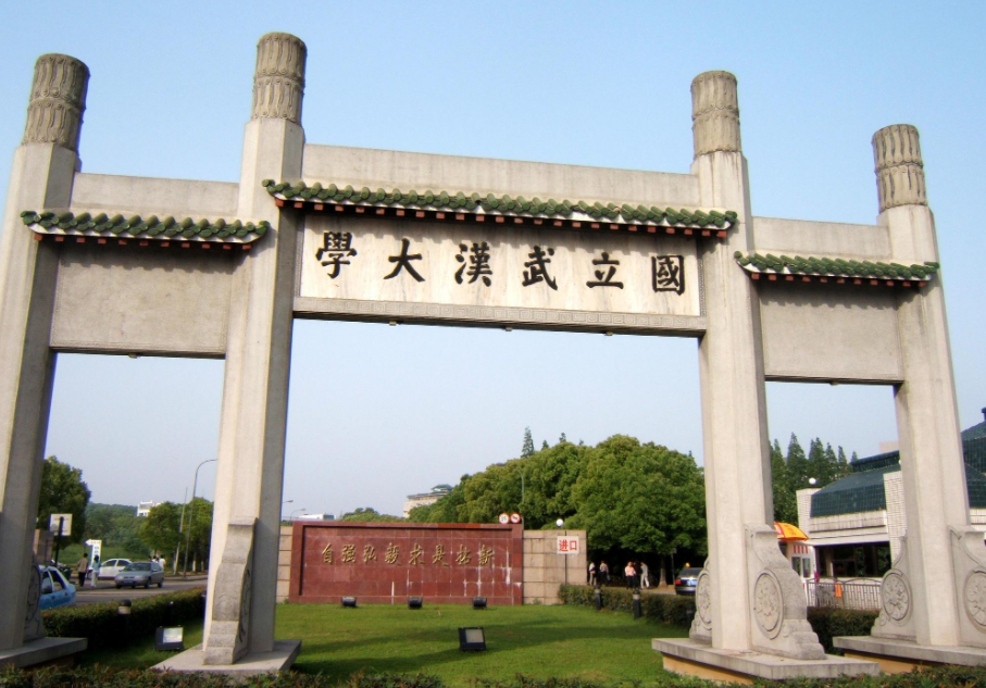 考上10大名校有多难？过来人说出分数线，一般人都考不上