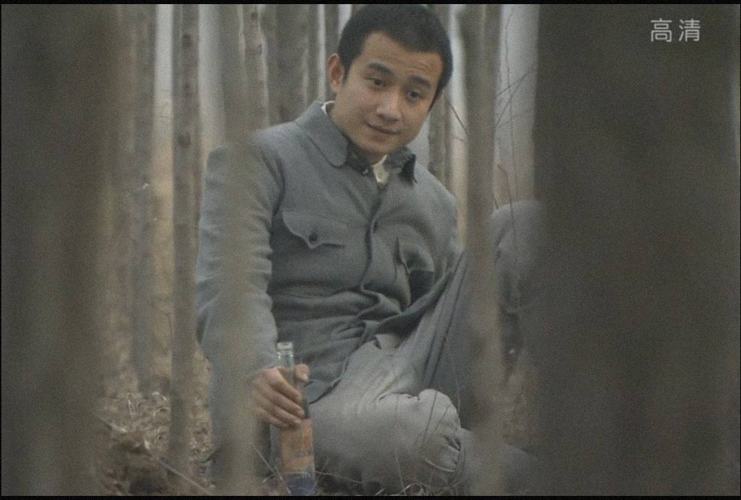 正剧耍帅、喜剧抽搐，连表情都管不住，他们怎么混成的当红明星？