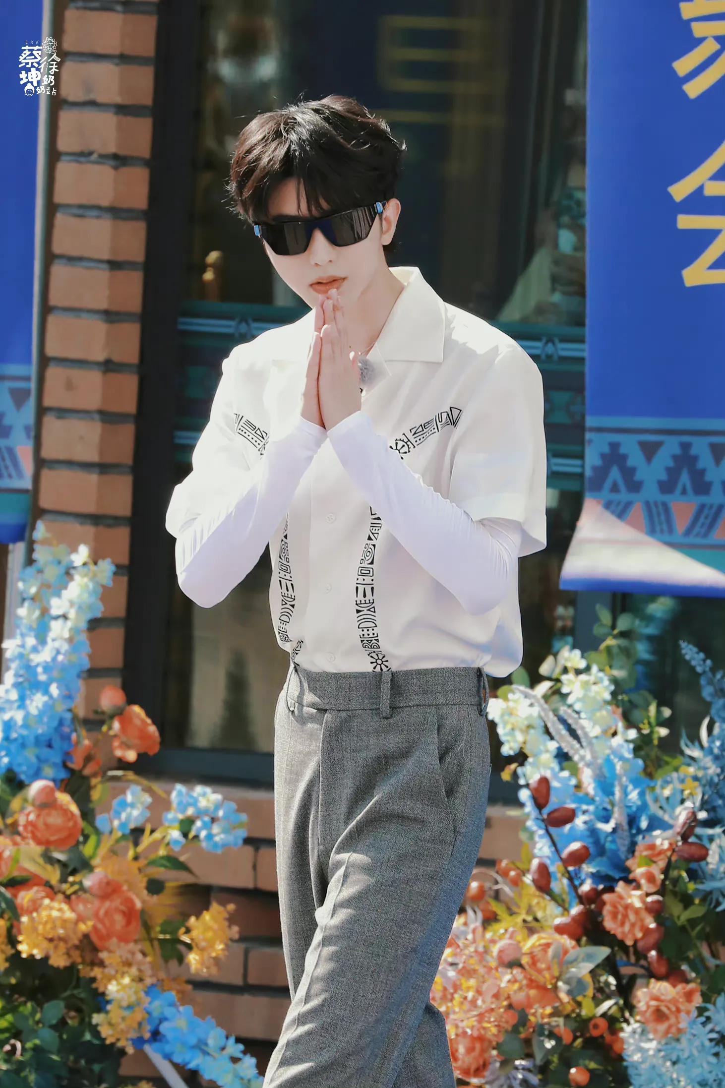 奔跑吧新疆录制，angelababy蔡徐坤，白鹿民族风造型好清新