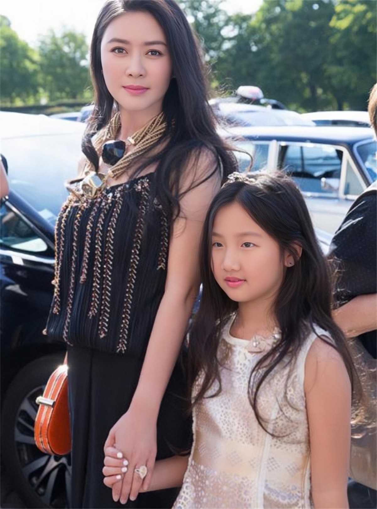 大连实德集团徐明(徐明病逝7年了,遗孀田海蓉的痴爱令人泪目)