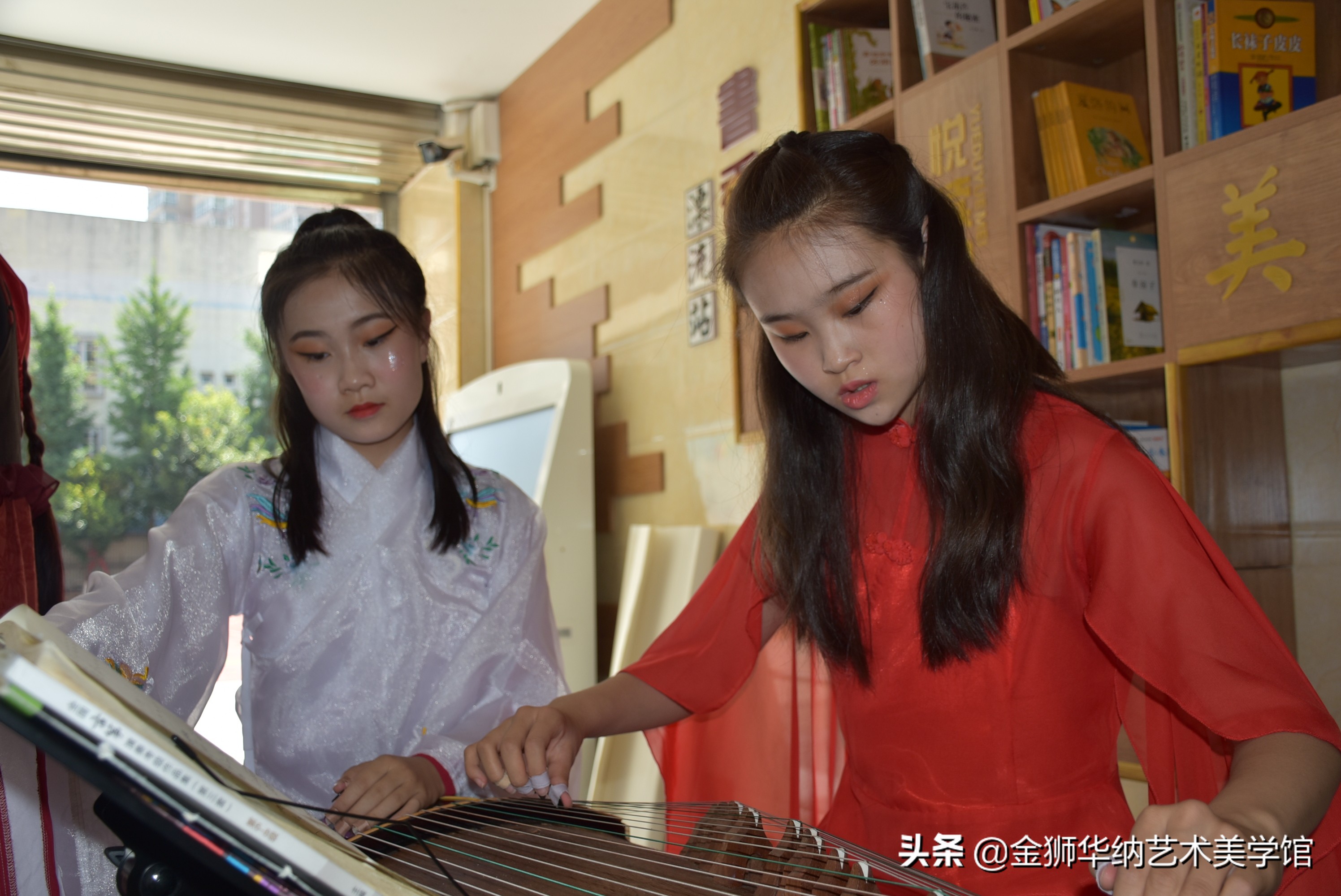 曲江第九小学校园美术馆开馆暨高雅艺术进校园活动顺利举行