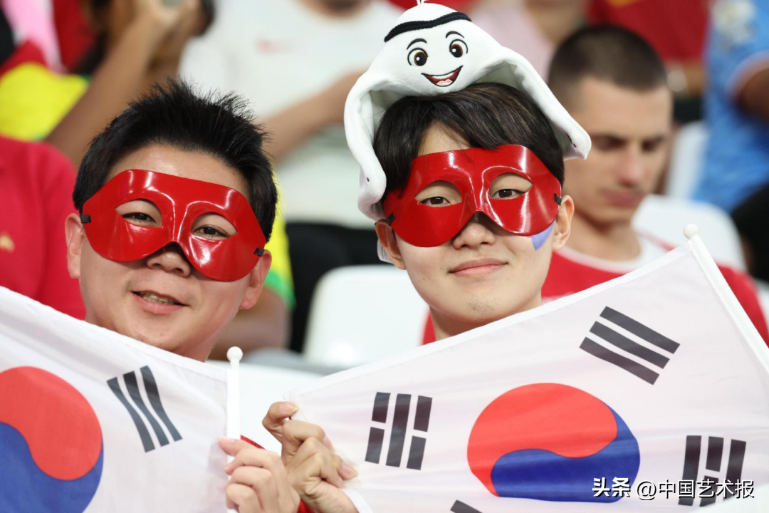 2022世界杯口号（世界杯特别贡献奖获得者刘占崑｜2022卡塔尔世界杯：现在就是一切！）