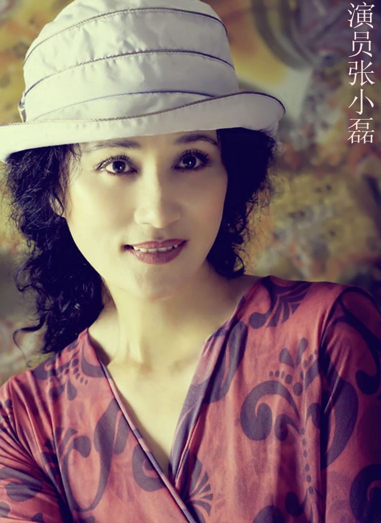 “清咖婆婆”张小磊：嫁圈外丈夫平凡相守几十年，低调做幸福奶奶