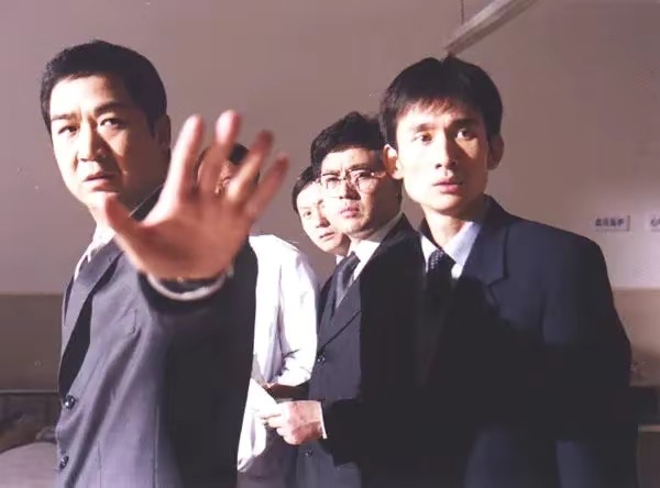 10部古早高分反腐剧，放到现在都是王炸，有两部豆瓣评分9.0