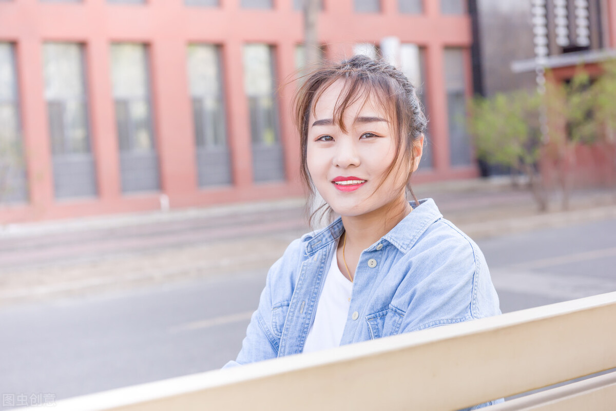 故事：爹不疼娘不爱，我这一生充满艰辛，直到考上事业单位