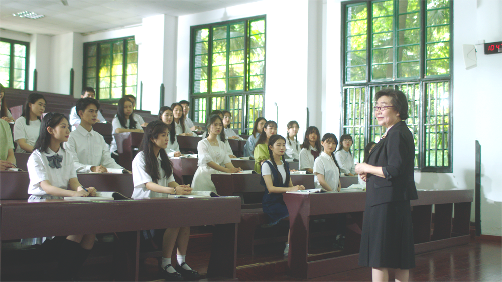 向往成为白衣天使？就从川大华西护理出发！