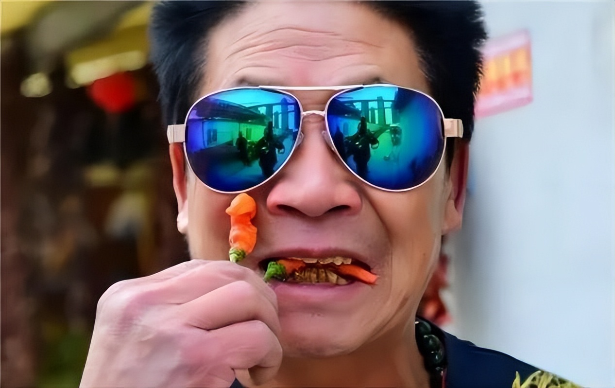 中国辣王李永志:每天5斤辣椒配白酒,破世界纪录,下场让人同情