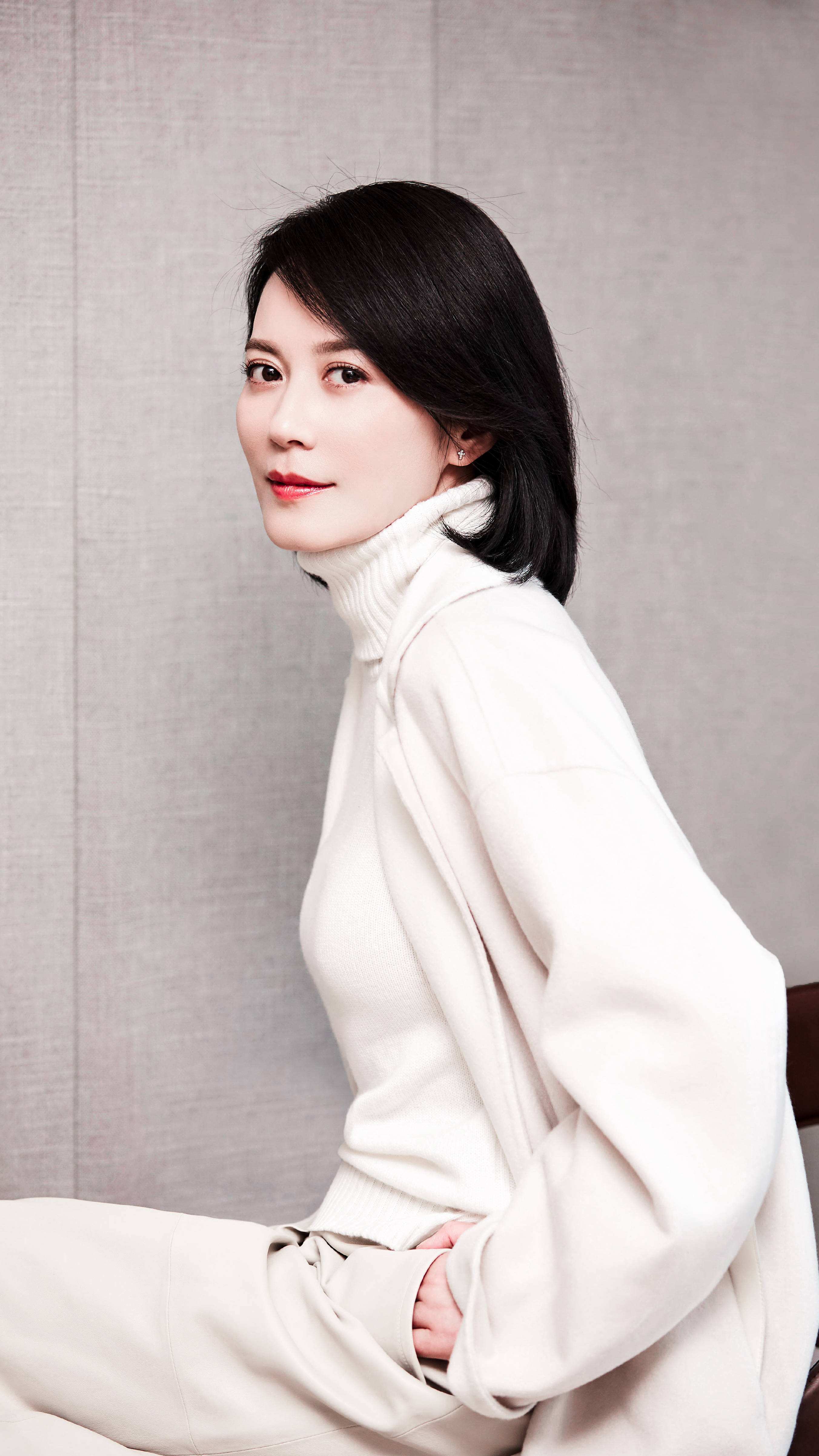 貌美如花却至今未婚的10位内地大龄女星，各有各的苦衷