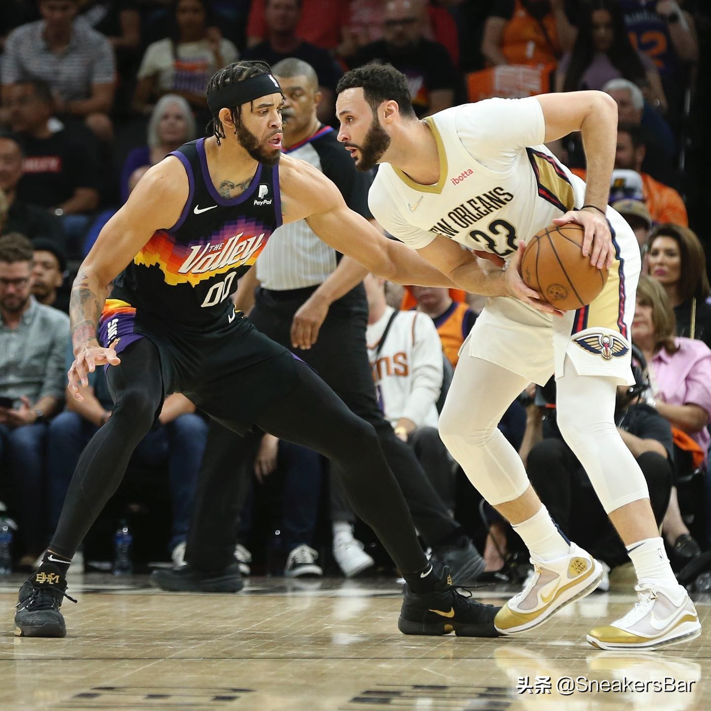 约翰逊篮球鞋(每日NBA球星上脚球鞋（4月20日）)