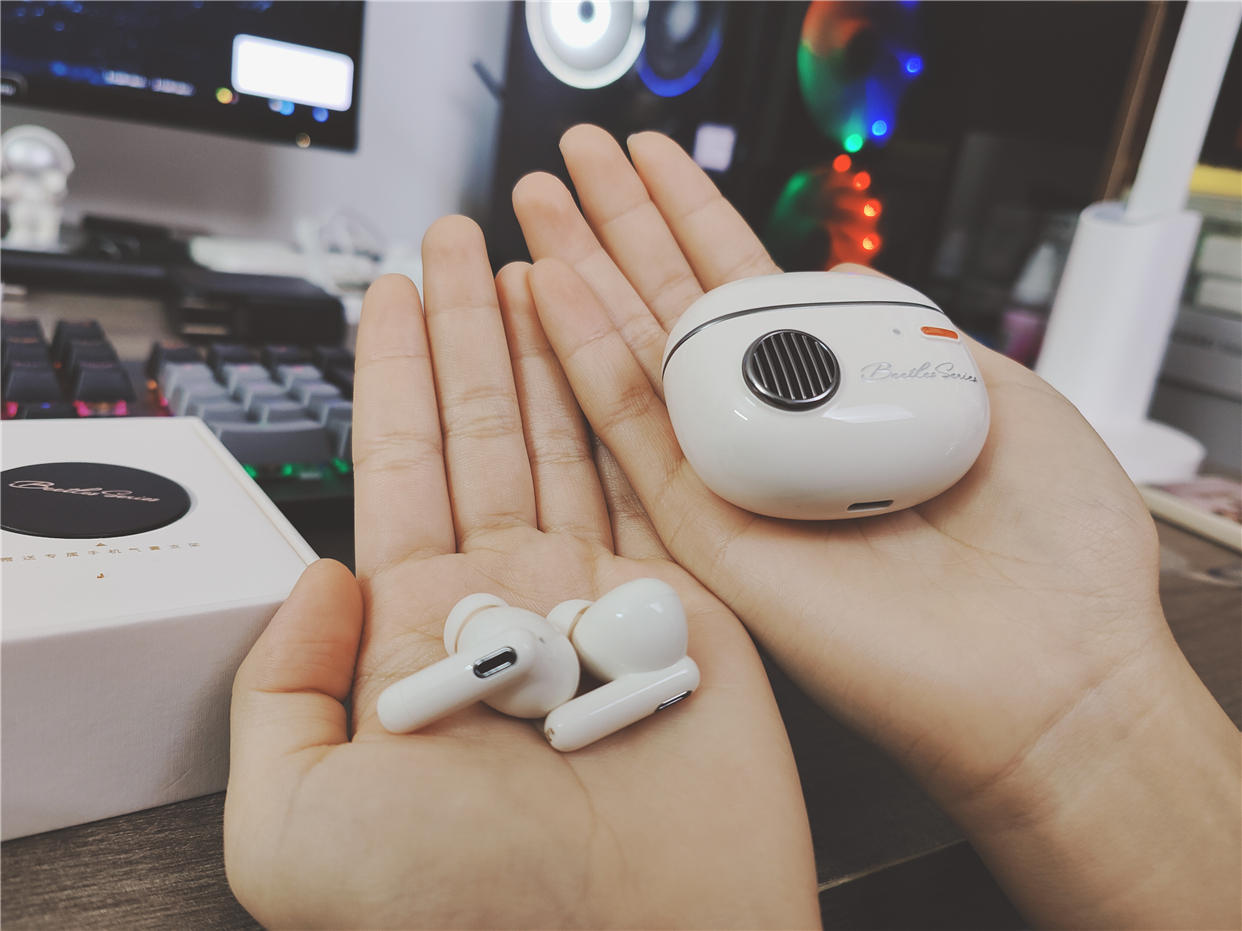 当音频大厂认真起来--漫步者Retro Pro降噪耳机开箱