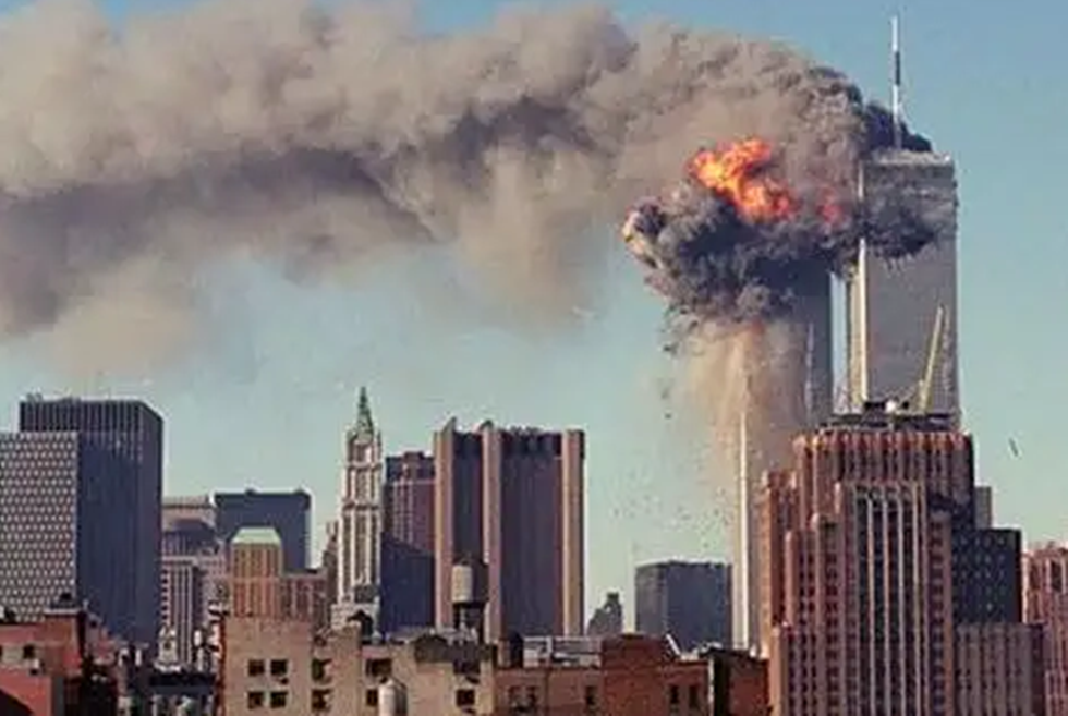 回顾16年南海对峙，才知中国早已崛起，张维为：十个航母全来何惧