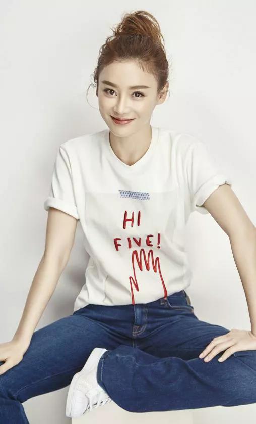 袁姗姗：恬静温婉，明艳动人，女神范十足