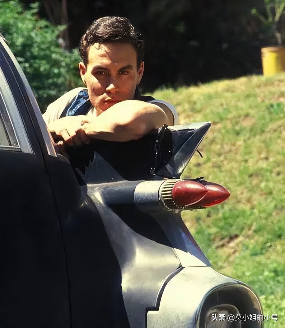 戏还没拍完却离世的8位演员，有人死于车祸，最大89岁最小28岁