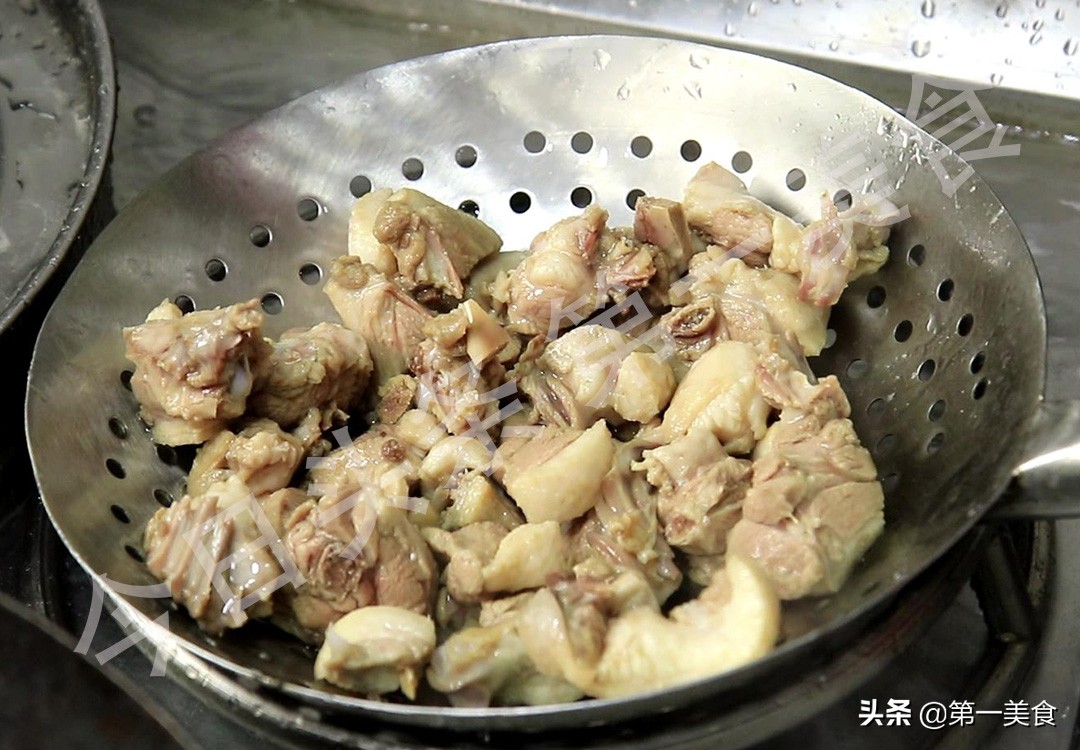 今日冬日，开始数九，习俗要“加菜”，6道热菜换着吃，驱寒滋补