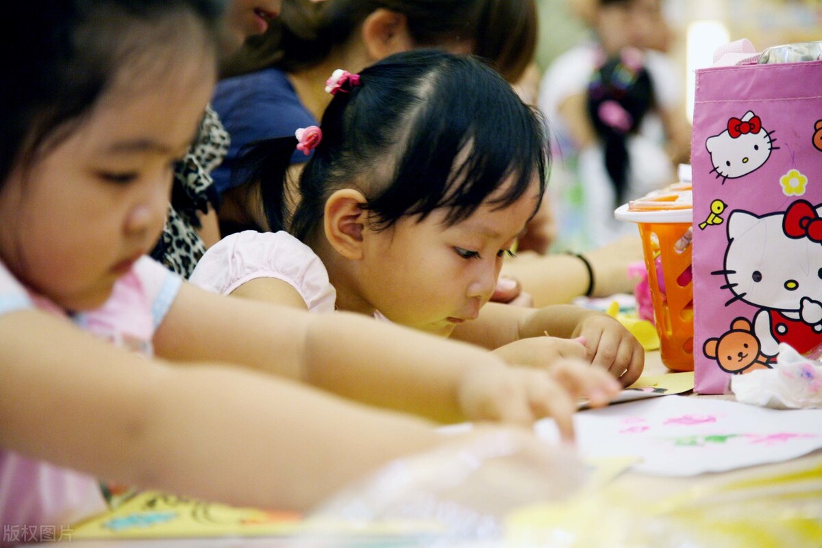 小学生“晨读”怎么做？语文教师透露好用的方法，建议家长快收藏