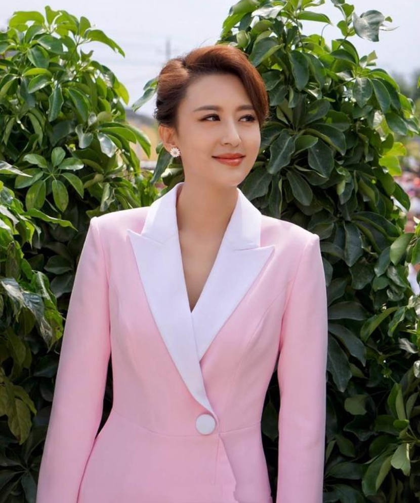 张蕾:被杨帆暗恋8年无果,嫁普通生意人生一子,为儿子操碎了心