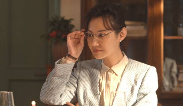 8位过气女明星窘况：卑微求工作，变脸被群嘲，徒留尴尬与心酸