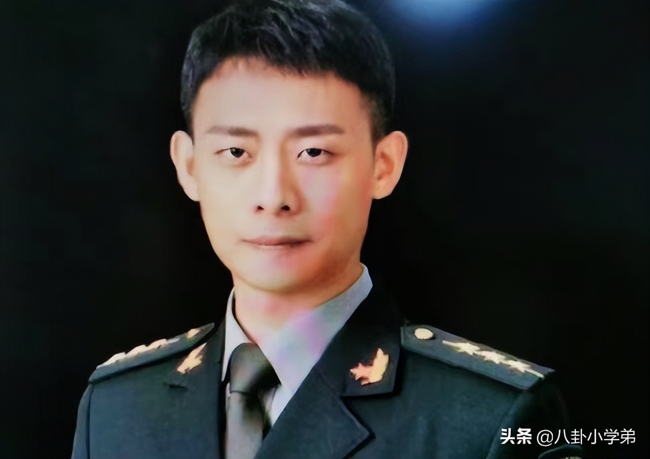 油头粉面、气质不硬就别演军人了，这8位男星告诉你，什么是硬汉