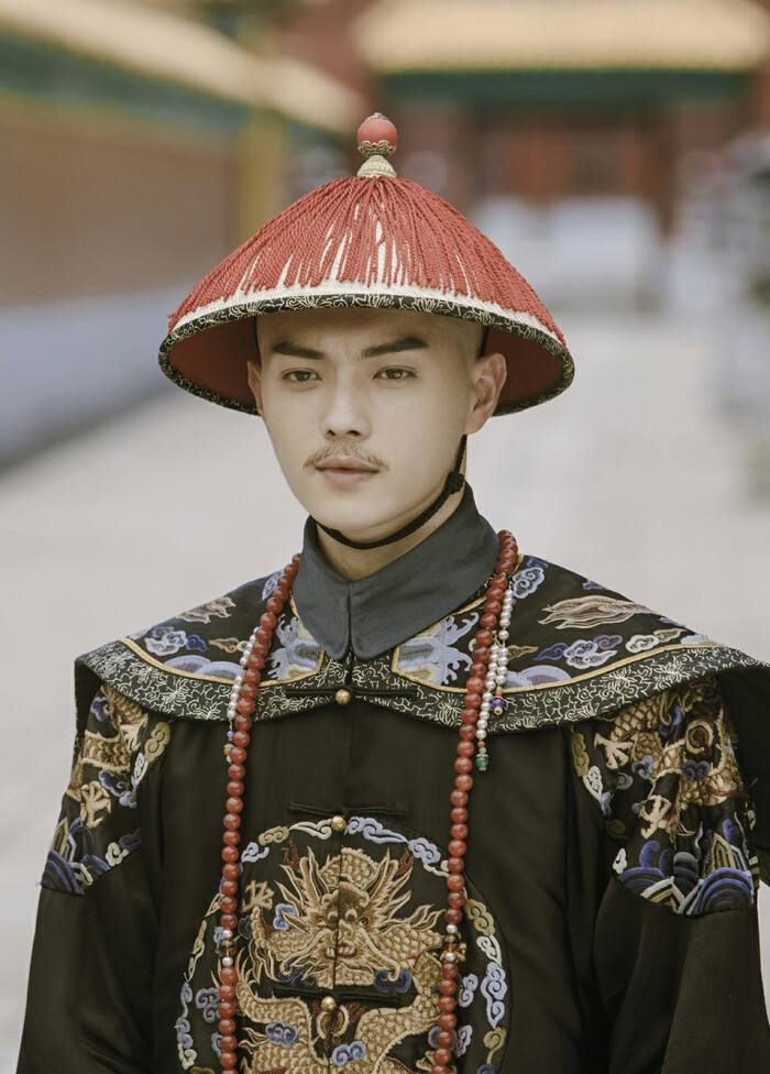 细品傅恒的临终遗言,我们会发现,富察傅恒他真的不甘心,今生来不及,他