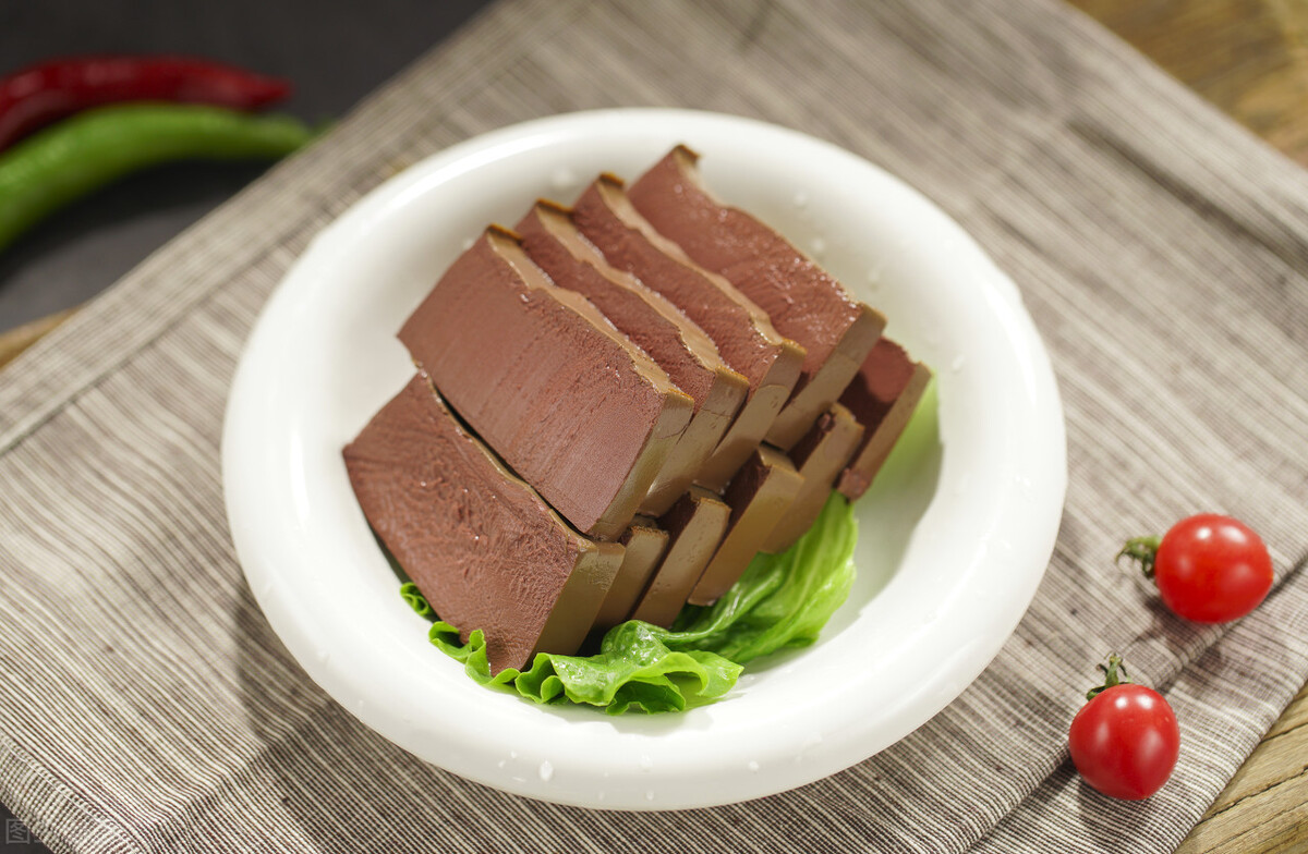 淡斑需要避開這九類食物，越吃斑點越深