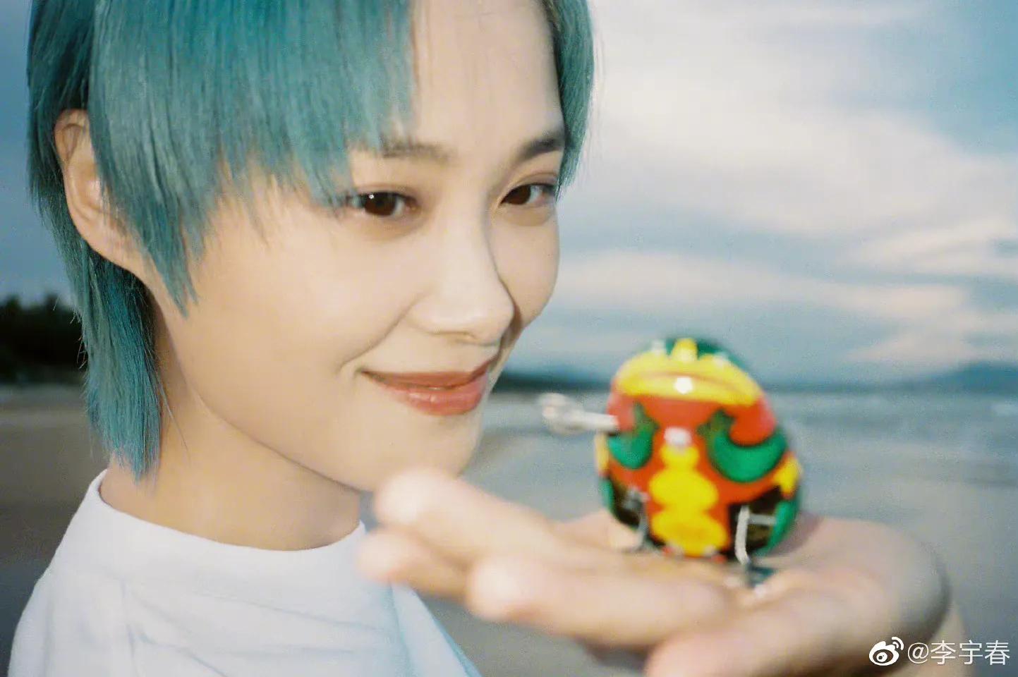 李宇春的微博拍照