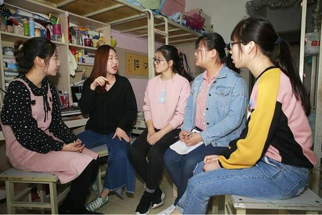 大学室友不愿AA买洗衣机，自掏腰包“上锁”使用，这样做有错吗？