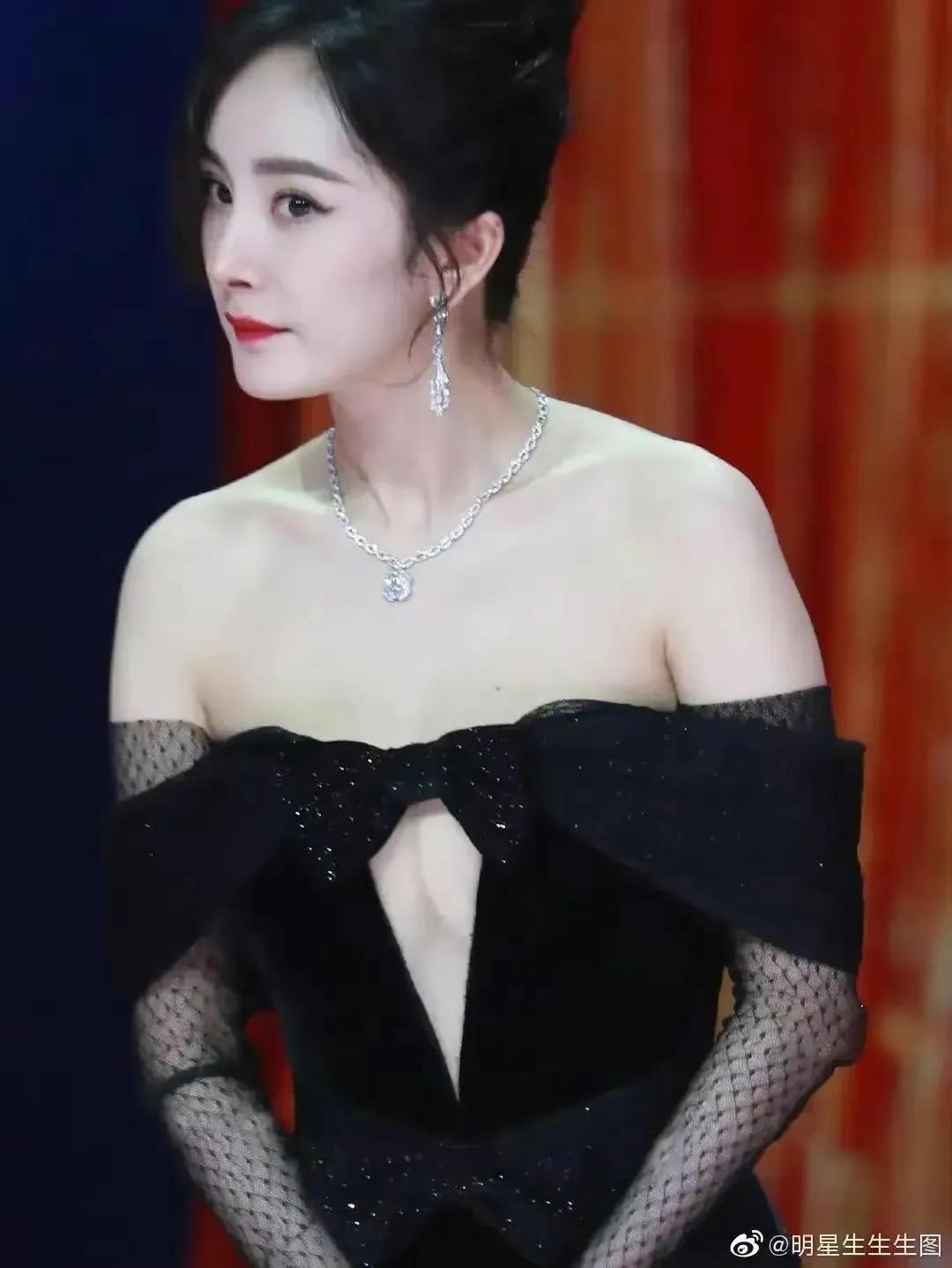 杨幂惊艳写真集1