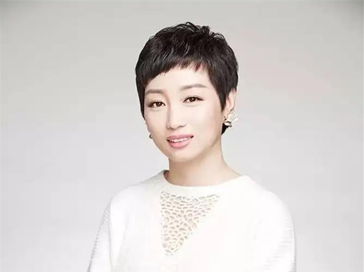 张志铭：中专毕业给首富开车，因长相被首富妹妹看上，赚65亿身家