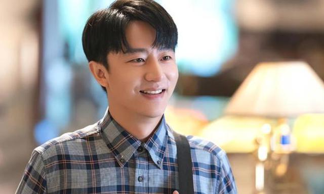 事实证明,逐渐"消失"的黄轩,已走上男演员的另一条大道