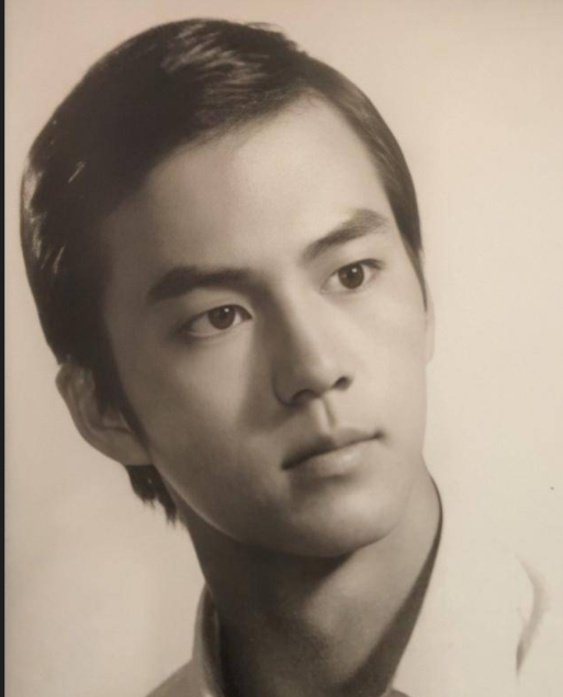 8位容颜衰老的男星:有人成大叔,有人成糟老头,有人堪称换脸