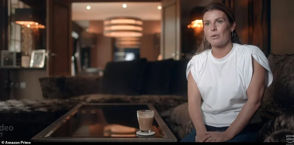 英格兰球星鲁尼（鲁尼出轨成性，科琳曝屡次原谅真相：我们会在一起一辈子）