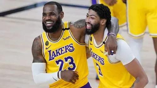 nba会出现哪些交易(自由市场开启后恐有重磅交易的六支球队，篮网忍痛割爱，湖人重生)