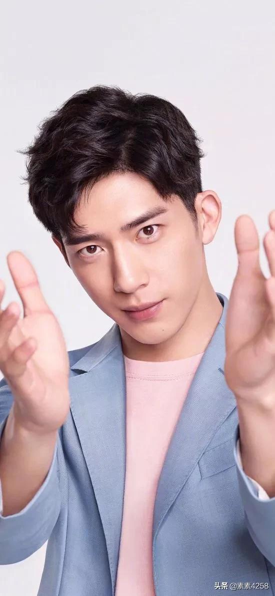 中国内地演员井柏然