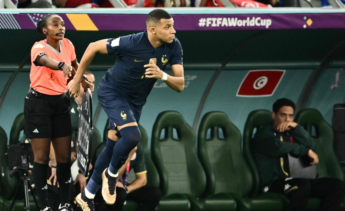 為什么世界杯16強c組先進行（世界杯16強決出10席！阿根廷法國鎖定頭名，4組淘汰賽對陣出爐）