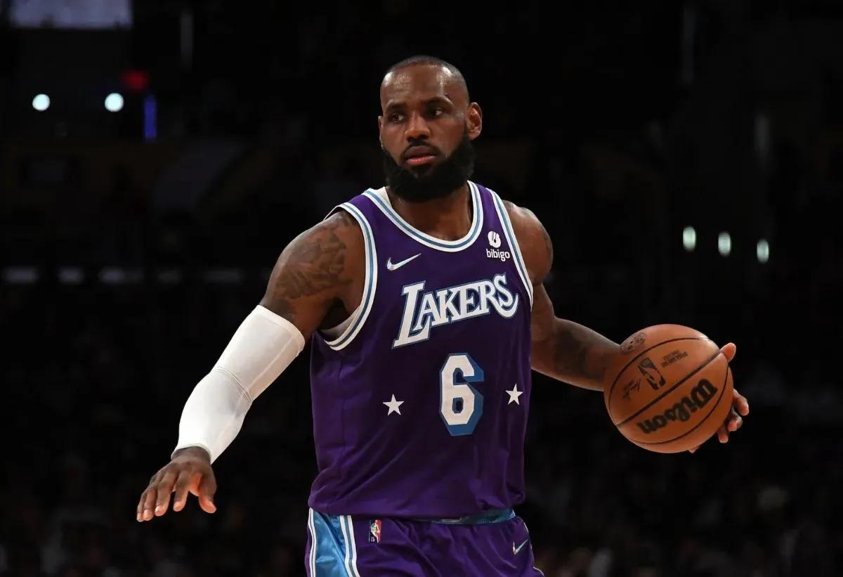 nba球员年薪为什么那么高(美媒列出2022-23赛季年薪最高的20名球员，哪些会是高薪低能球员)