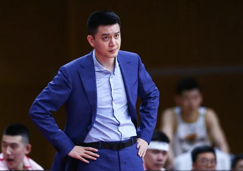 杨鸣怎么评价辽宁男篮(广东克星被杜锋坑惨!