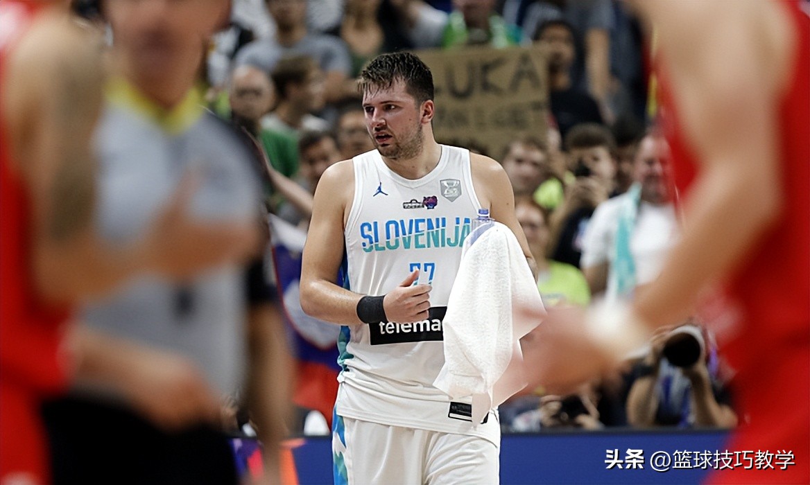 篮球欧锦赛波兰球员（波兰欧锦赛战胜斯洛文尼亚！波尼特卡拿下他欧锦赛史上第三次三双）