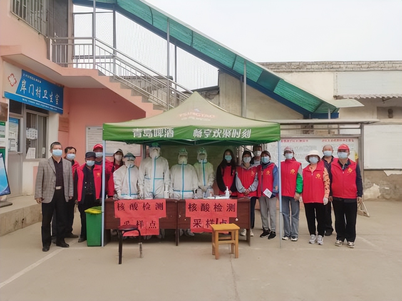 “星火志愿红”服务“疫”线