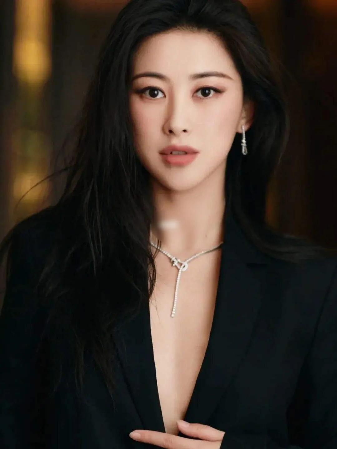 全球最美面孔100强榜的中国大陆女星,外国人眼中的中国美女有谁