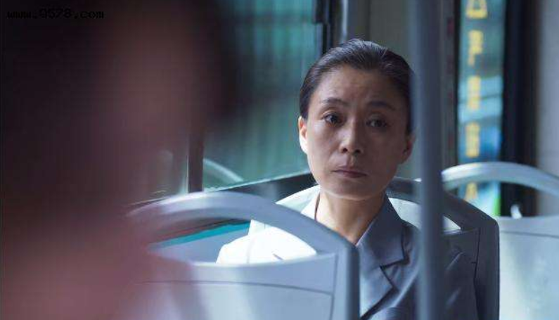 国产剧终于放弃美颜？殷桃素颜有瑕疵、仍美艳，马思纯胖却获好评