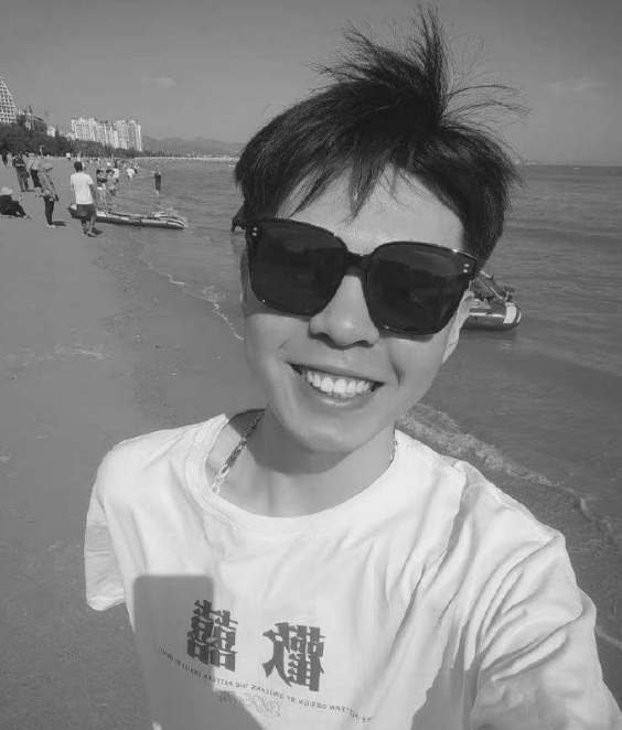 高考生告别老师（河北寻亲男孩刘学州去世）