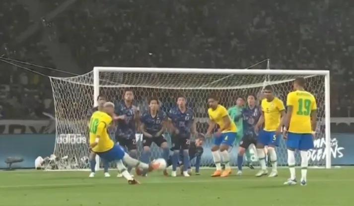 日本vs巴西(1-0！麒麟杯巴西小胜日本，亚洲和世界顶级球队的差距尽显无疑)