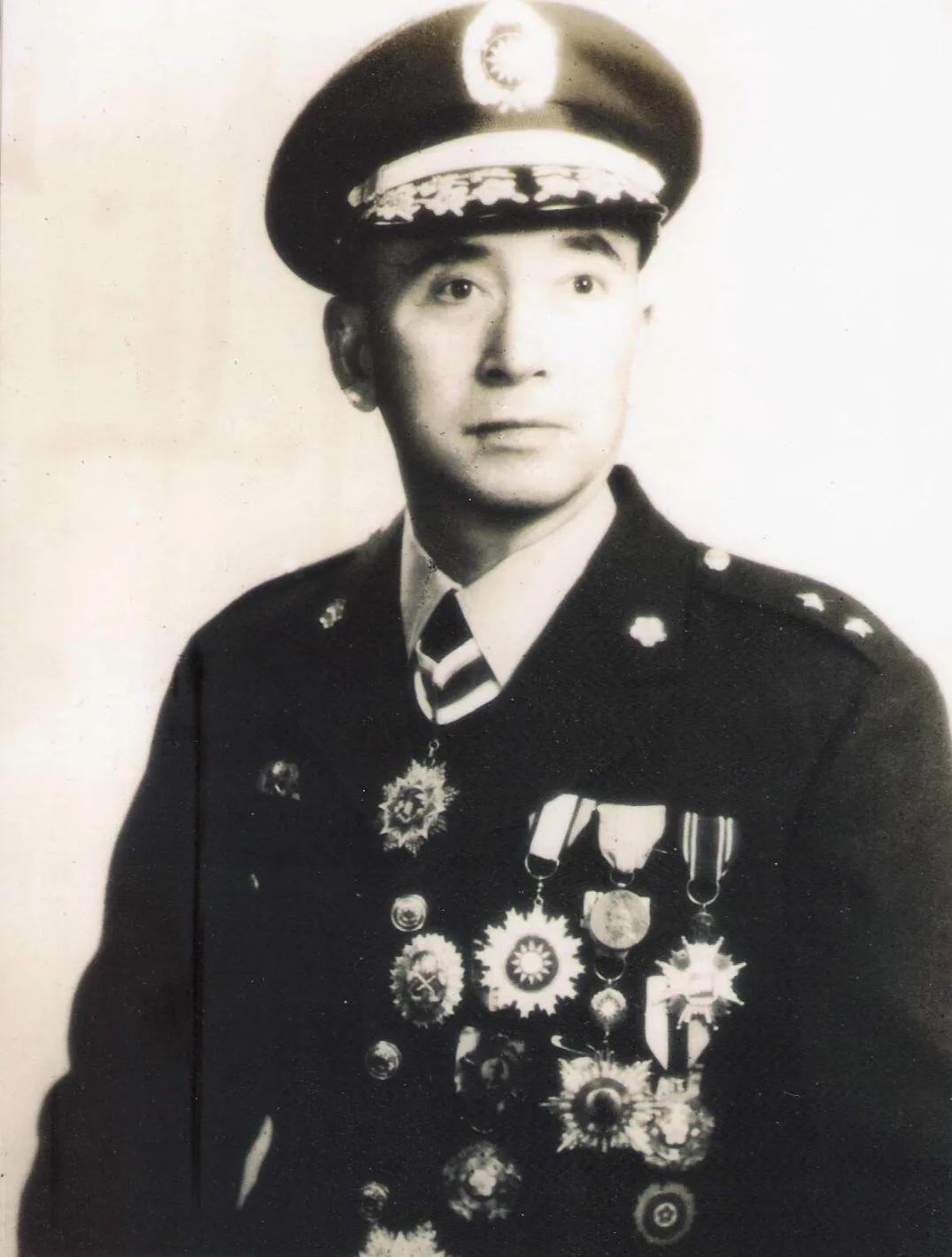 汤恩伯的二十军团多少人(台儿庄战役国军战斗序列详述) - 青木春