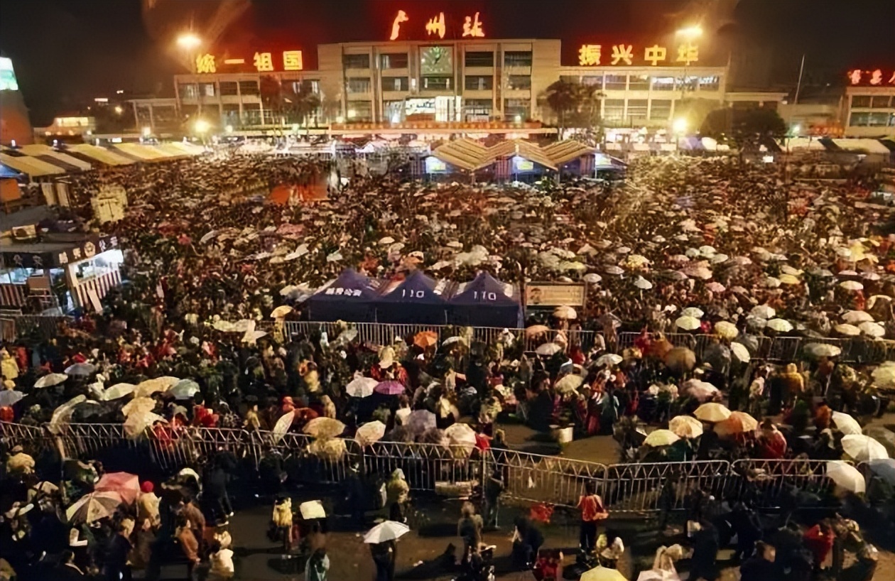 2008奥运会多久结束（2008年罕见雪灾：铁路高速大瘫痪，20省受灾，把我国逼成基建狂魔）